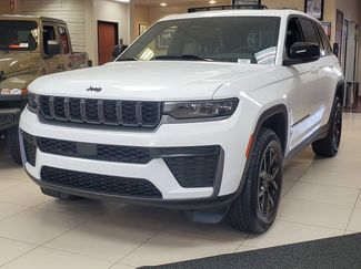 New 2026 Jeep Grand Cherokee Altitude AWD/4WD video 2