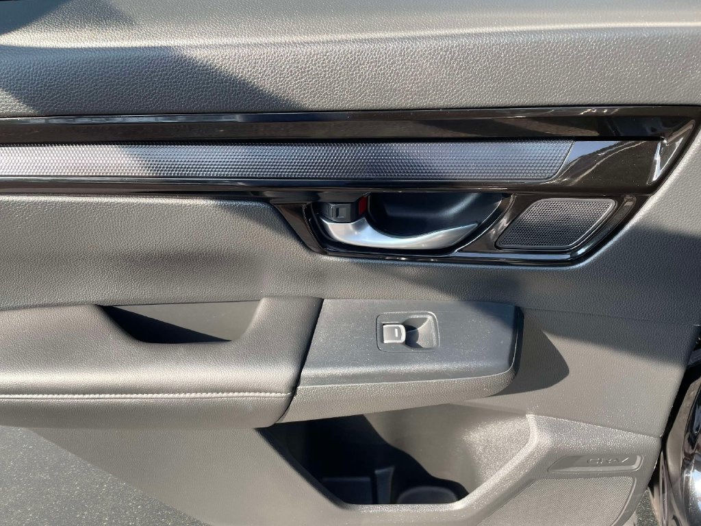 Used 2025 Honda CR-V EX-L image 15
