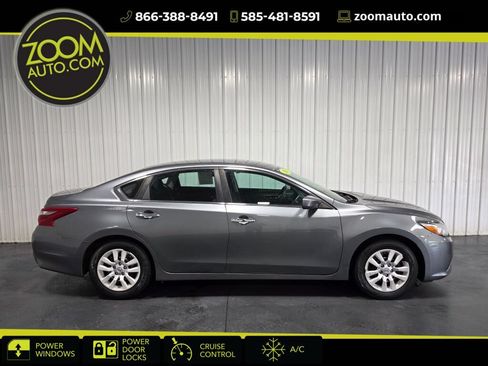 Used 2018 Nissan Altima 2.5 S w/ S Convenience Package FWD image 1