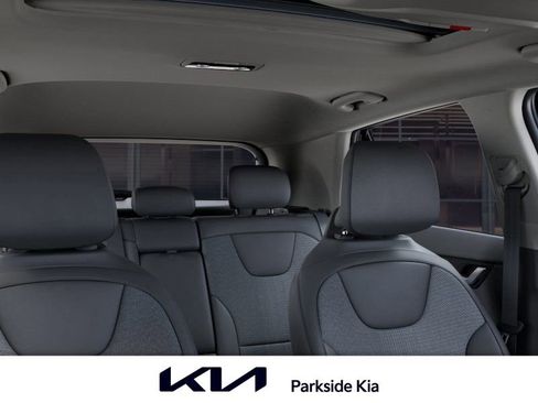 New 2025 Kia Niro EX Touring image 27