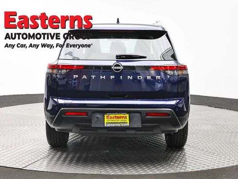 Used 2025 Nissan Pathfinder SV FWD image 6