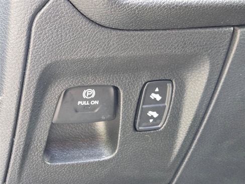 Used 2022 RAM 1500 Big Horn AWD/4WD image 27