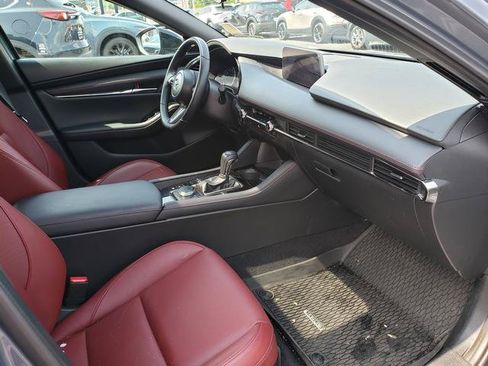 Certified 2025 MAZDA MAZDA3 Carbon AWD/4WD image 19