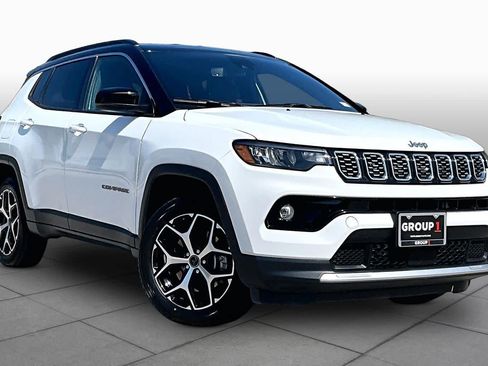 Used 2025 Jeep Compass Limited AWD/4WD image 3