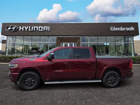 Used 2025 RAM 1500 Big Horn AWD/4WD image 1
