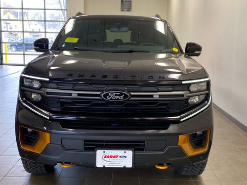 New 2025 Ford Expedition Tremor image 3