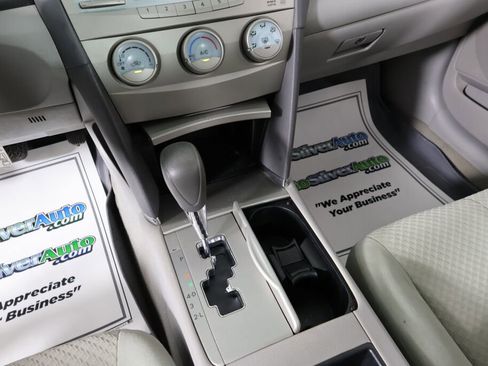 Used 2009 Toyota Camry LE image 36