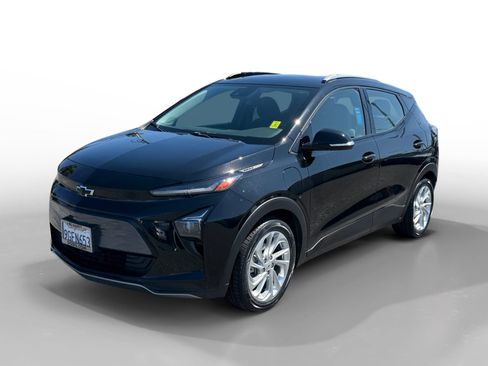 Used 2023 Chevrolet Bolt EUV LT FWD image 1