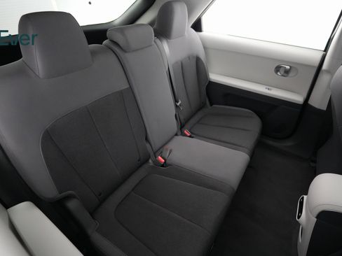 Used 2024 Hyundai Ioniq 5 SEL image 9