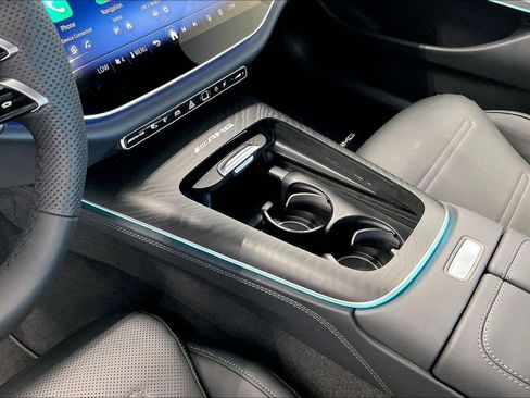 New 2026 Mercedes-Benz E 53 AMG e 4MATIC Sedan image 7