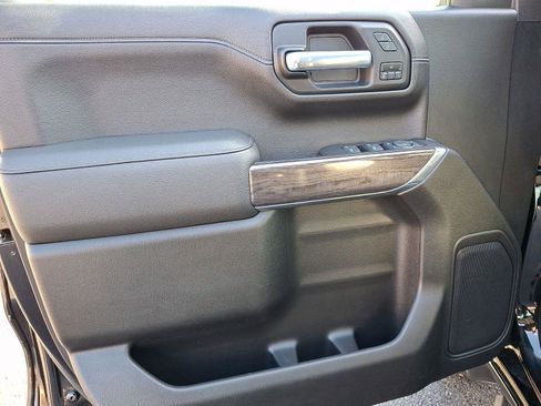 Used 2021 Chevrolet Silverado 1500 LTZ image 13