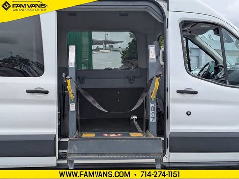 Used 2017 Ford Transit 350 XLT RWD image 4