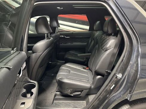 Used 2022 Hyundai Palisade Calligraphy w/ Winter Package image 14