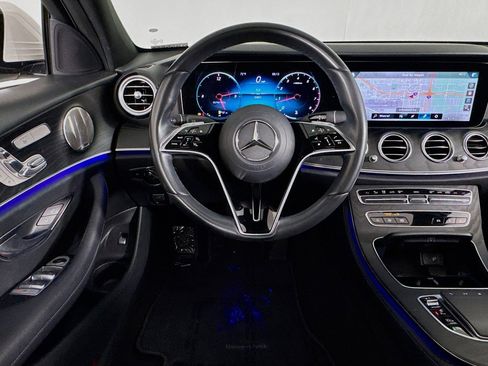 Used 2022 Mercedes-Benz E 350 Sedan image 4