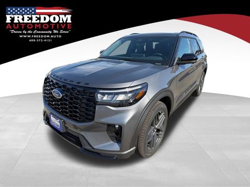 New 2026 Ford Explorer ST-Line w/ ST-Line Street Pack AWD/4WD image 1