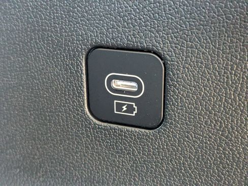 New 2026 Kia Sorento LX FWD image 15