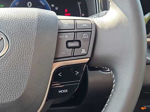 New 2026 Toyota Camry Hybrid AWD/4WD image 16