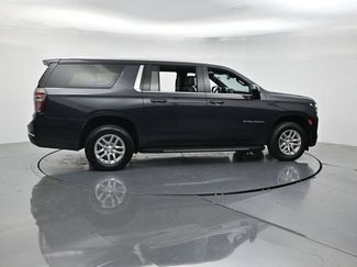Used 2023 Chevrolet Suburban LT RWD video 2