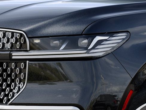 New 2027 Lincoln Navigator Reserve AWD/4WD image 18