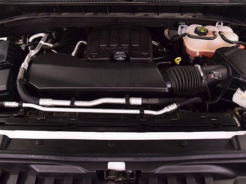 Used 2023 Chevrolet Silverado 1500 Custom image 31