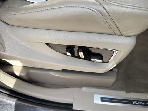 Used 2020 Cadillac Escalade ESV Luxury image 46