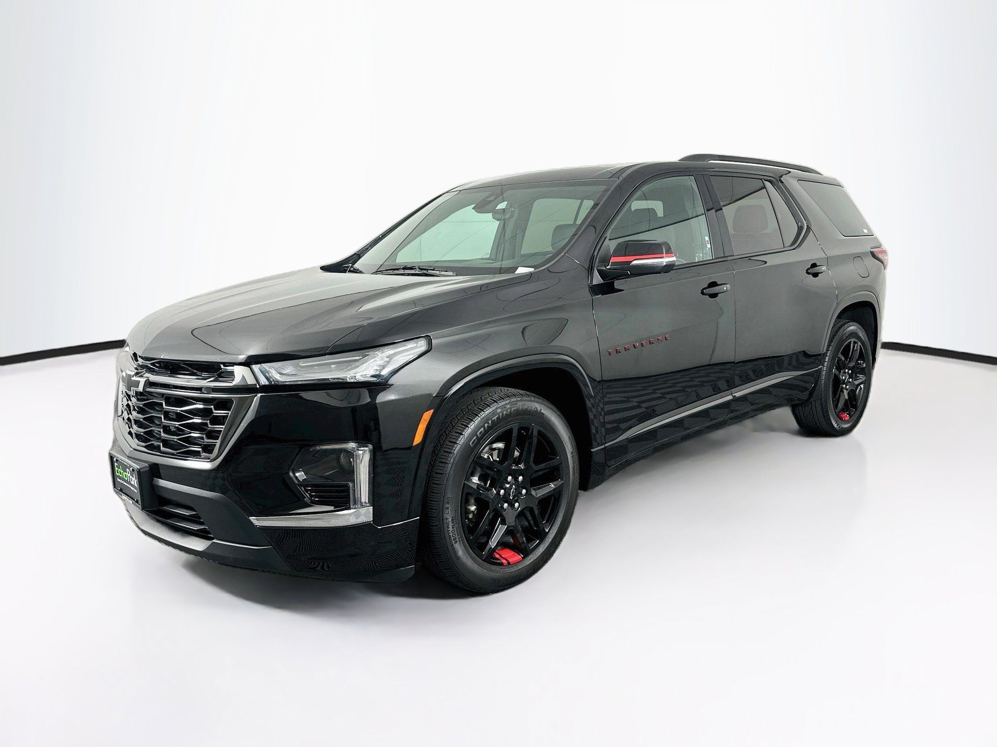 Used 2023 Chevrolet Traverse Premier w/ Redline Edition AWD/4WD image 3