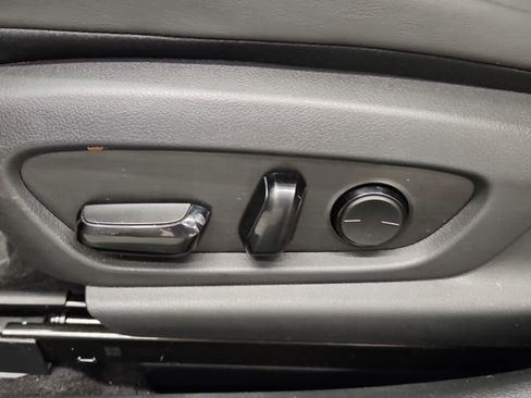 Used 2019 Lexus ES 350 image 12