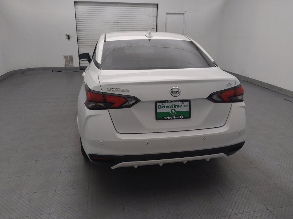 Used 2021 Nissan Versa SV FWD image 6