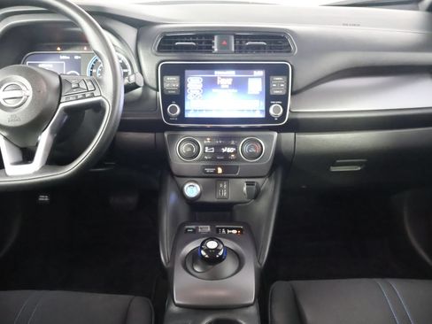 Used 2025 Nissan Leaf S FWD image 26