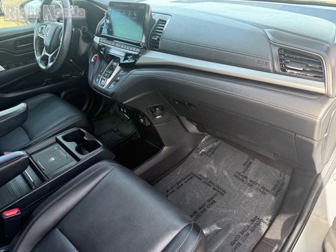 Certified 2025 Honda Odyssey EX-L image 28