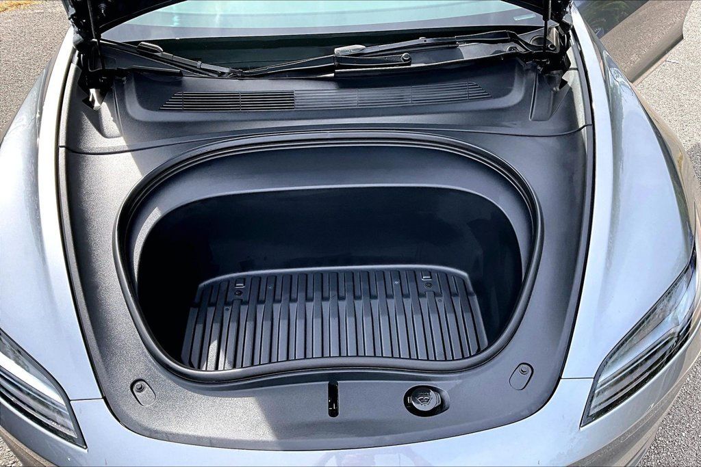 Used 2026 Tesla Model 3 RWD image 12