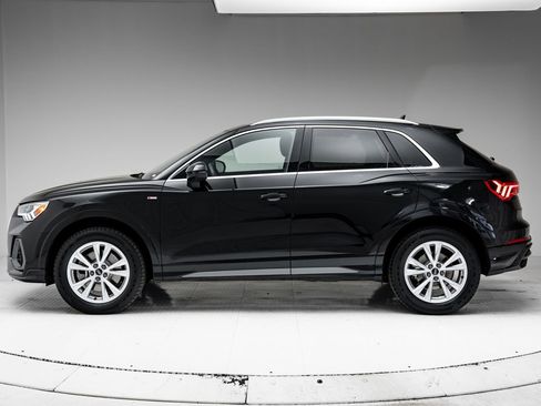 Used 2022 Audi Q3 2.0T Premium Plus AWD/4WD image 2