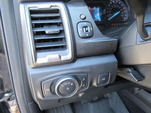Used 2022 Ford Ranger Lariat w/ Tremor Off-Road Package AWD/4WD image 24
