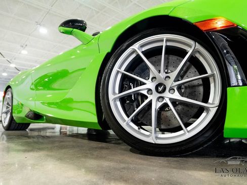 Used 2026 McLaren 750S Spider RWD image 11