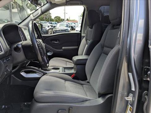 Used 2022 Nissan Frontier SV image 14