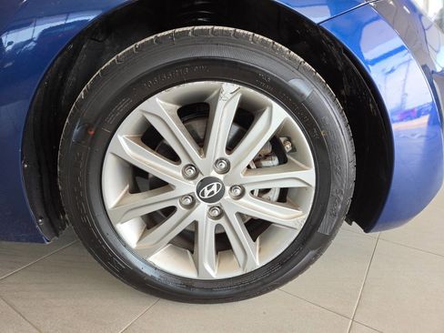 Used 2016 Hyundai Elantra SE w/ Option Group 02 FWD image 9