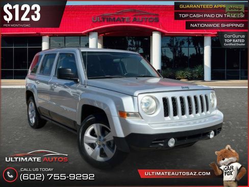 Used 2012 Jeep Patriot Latitude FWD image 2