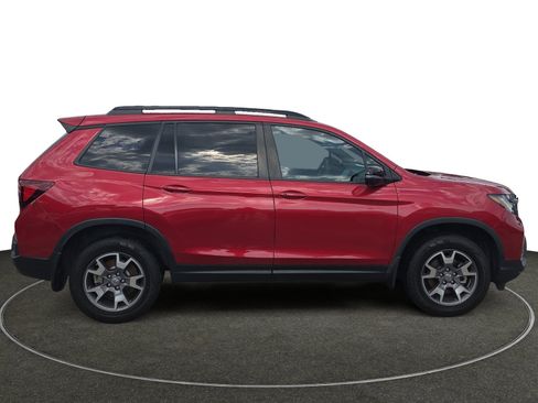 Used 2023 Honda Passport TrailSport image 7
