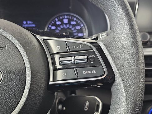 Used 2019 Kia Forte Sedan FWD image 17
