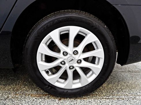Used 2019 Nissan Sentra SV FWD image 19