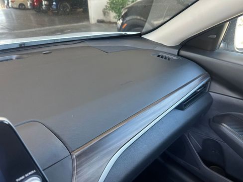 Used 2025 Nissan Altima 2.5 SV FWD image 36