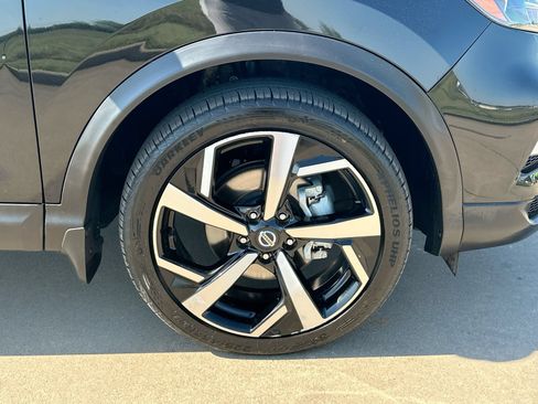 Used 2022 Nissan Rogue Sport SL AWD/4WD image 10