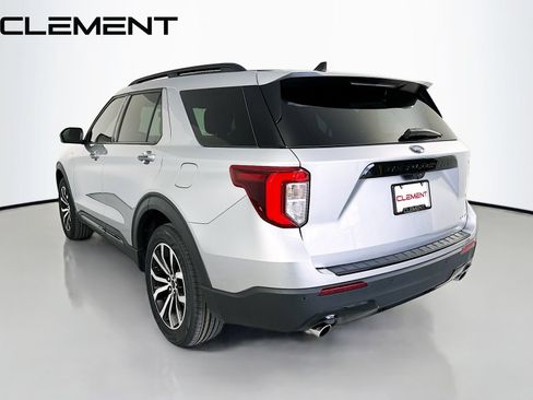 Used 2022 Ford Explorer ST-Line AWD/4WD image 10
