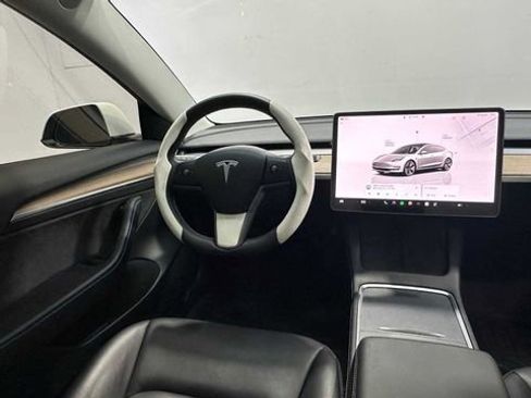 Used 2023 Tesla Model 3 Standard Range RWD image 18