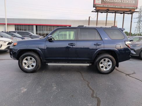 Certified 2024 Toyota 4Runner SR5 Premium w/ Moonroof Package AWD/4WD image 2