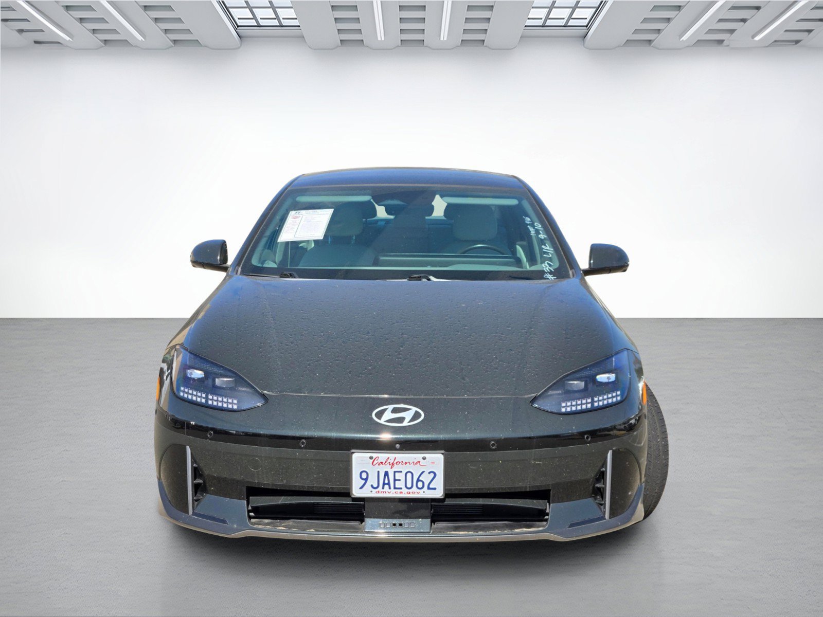 Used 2023 Hyundai Ioniq 6 Limited AWD/4WD image 2