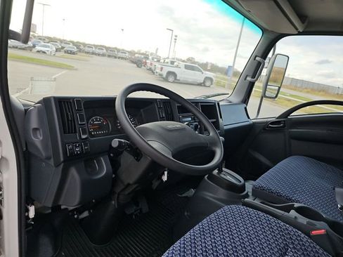 New 2024 Chevrolet Low Cab Forward RWD image 10