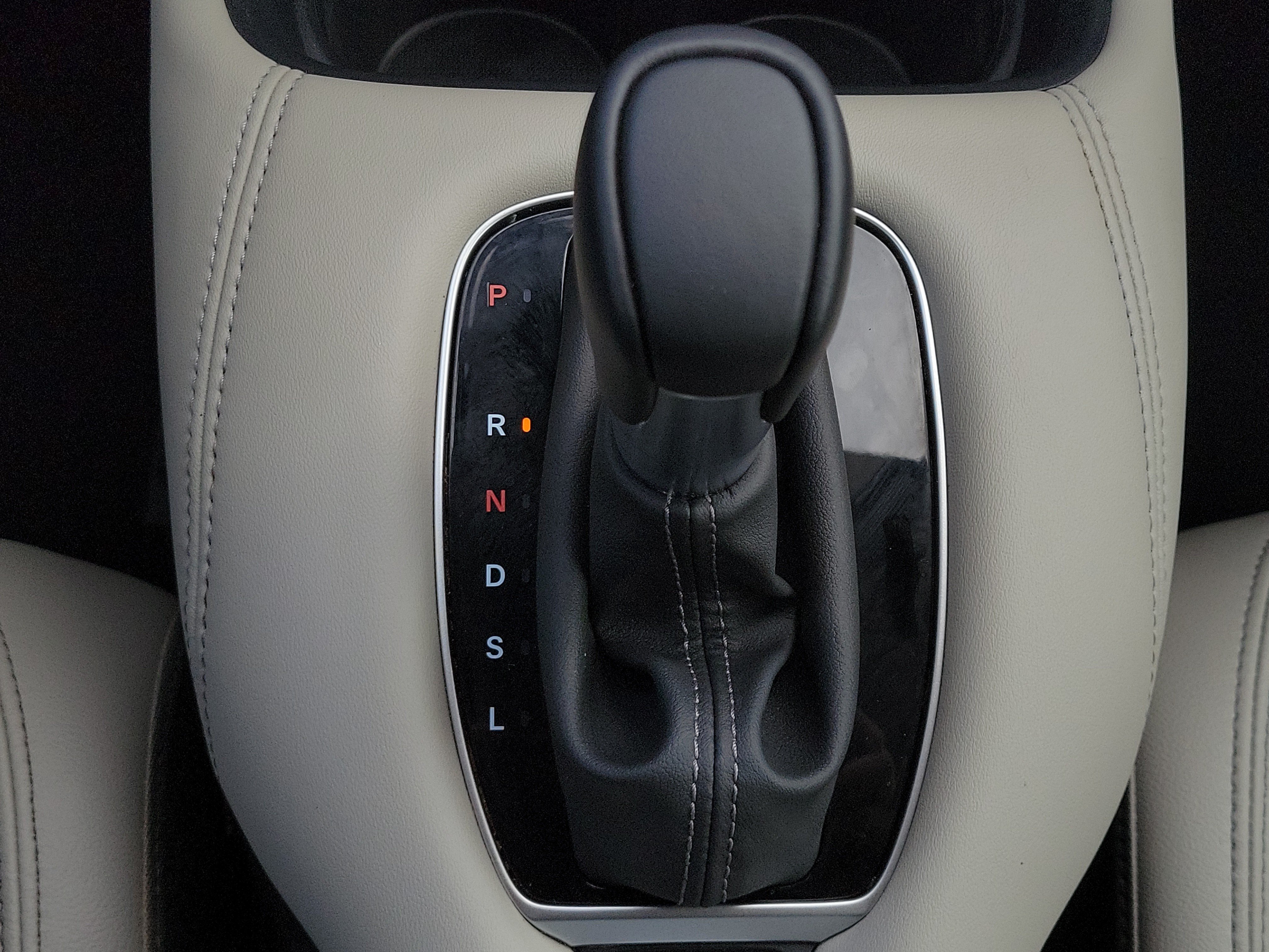 Used 2026 Honda HR-V EX-L image 26