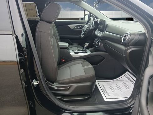 Used 2025 Chevrolet Blazer LT image 15