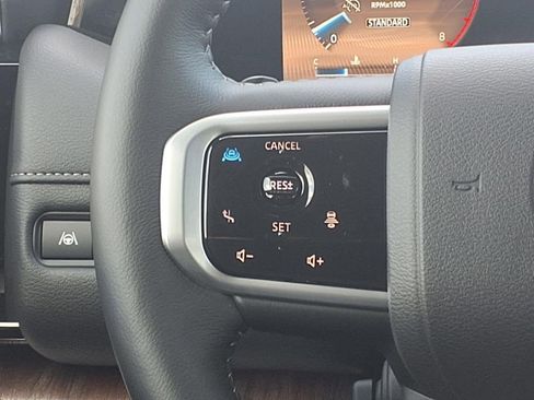 New 2025 Nissan Armada SL w/ Captain's Chari Seat Package image 13